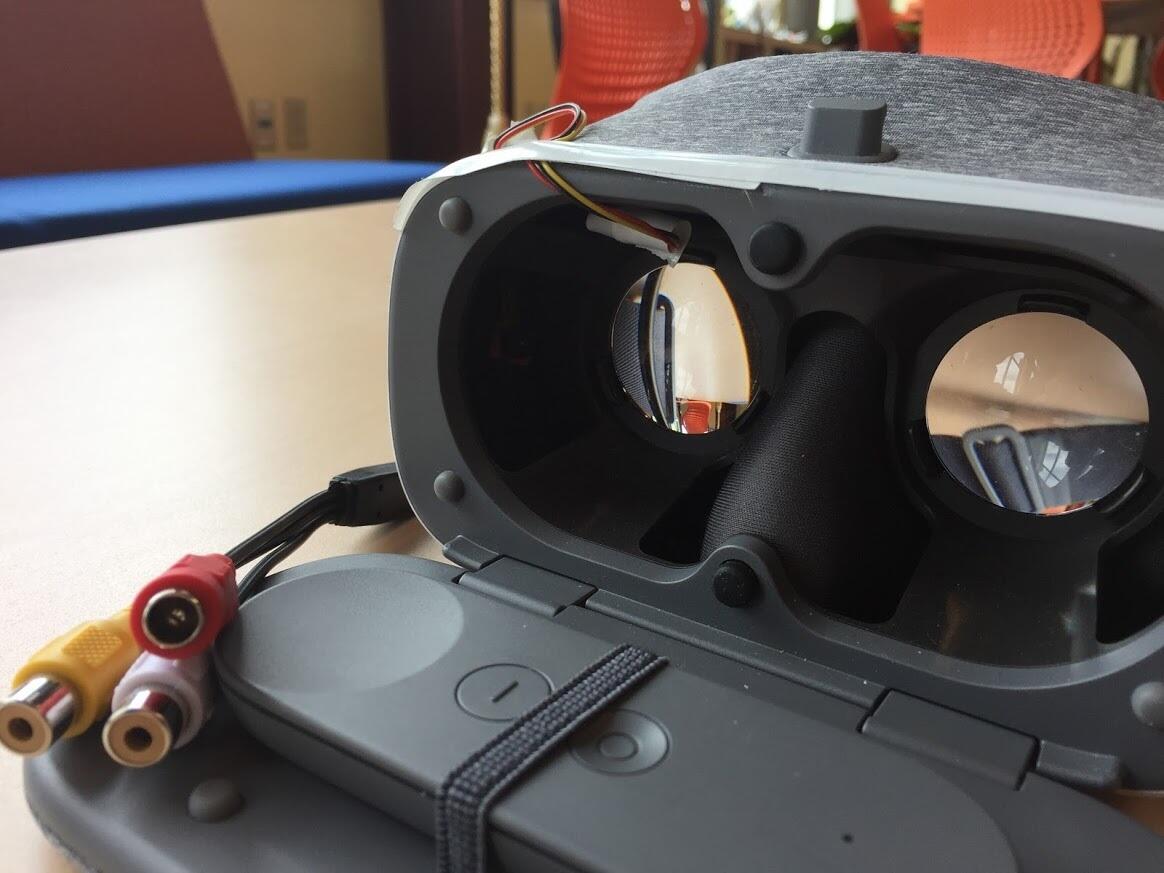 Daydream headset with camera
